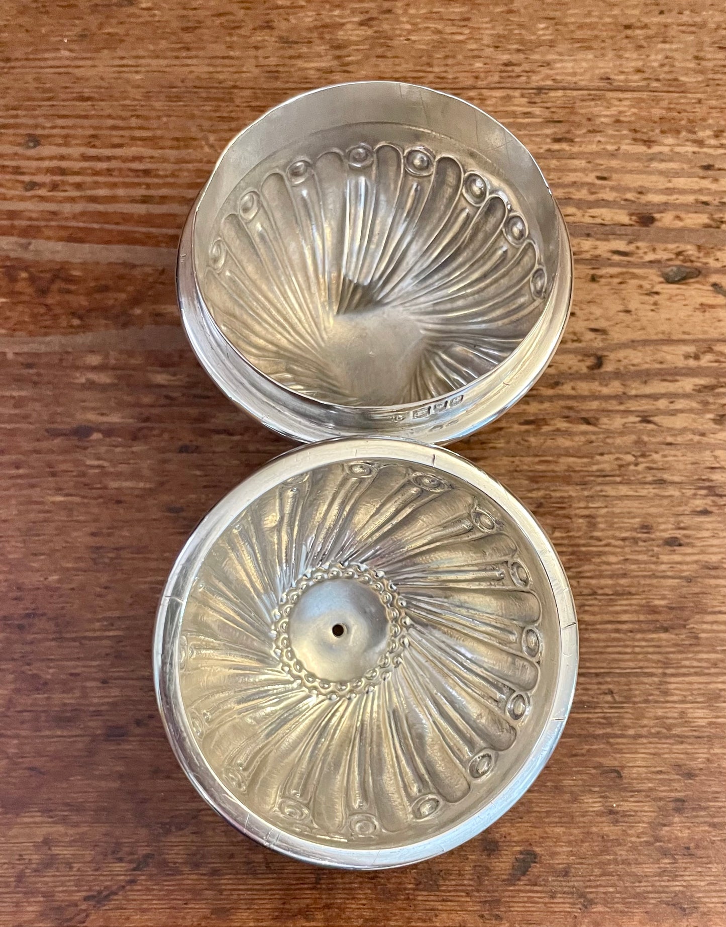 A Rare William Comyns Silver String Box London 1902